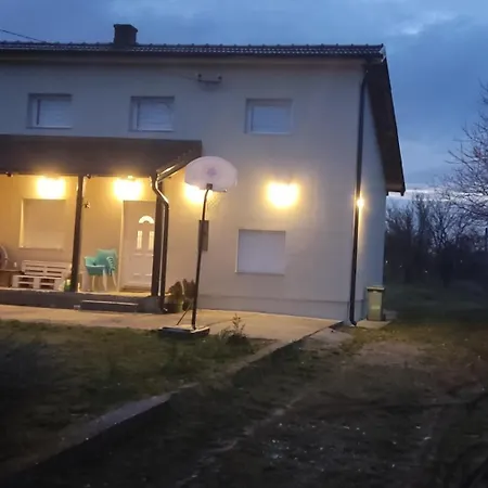 Seosko Turisticko Domacinstvo Stankovic Holiday home *