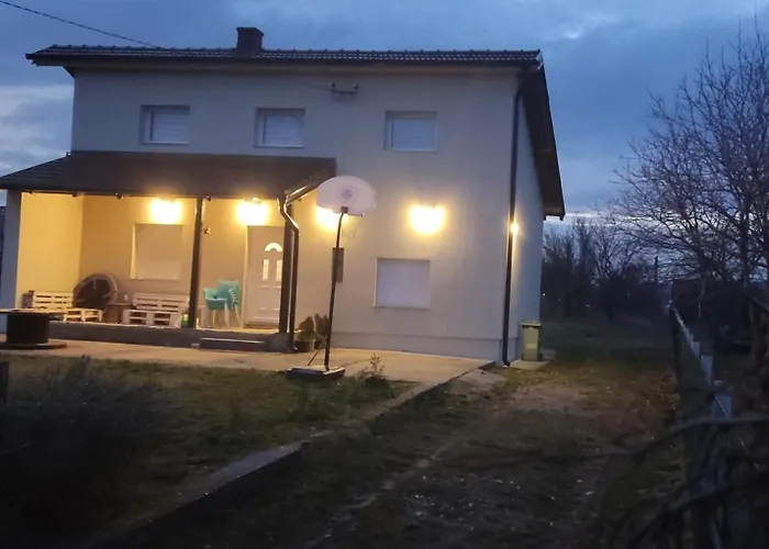 Seosko Turisticko Domacinstvo Stankovic 펜션 *