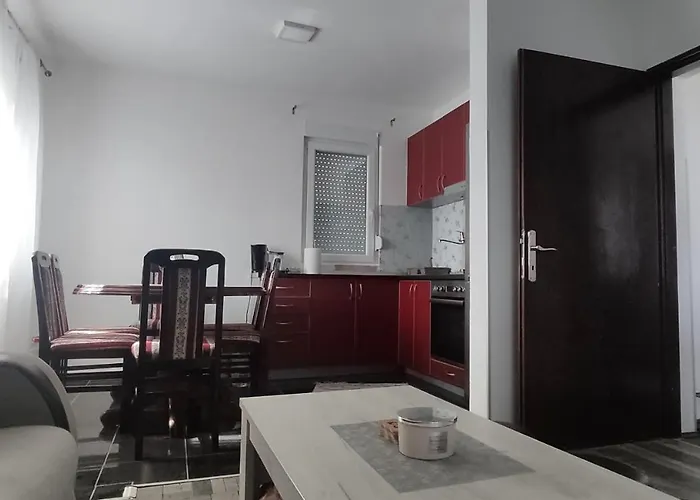 펜션 Seosko Turisticko Domacinstvo Stankovic *